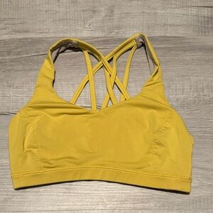 Lululemon Free to be Serene Sports Bra